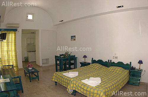 Scorpions Beach Studios and Apartments 4